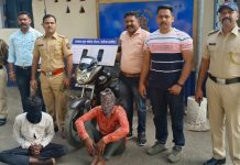 मनमाड शहरातील आठवडे बाजारातुन मोबाईल चोरी करणारे आरोपीतांना अटक व दोन मोबाईल जप्त