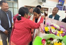केंद्रीय आरोग्य राज्यमंत्री डॉ. भारती पवार यांचे मणिपूर येथे स्वागत