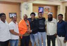 राष्ट्रवादी काँग्रेस पार्टीच्या नगरसेविका यास्मिन आझाद पठाण यांचे पती आझाद भाई पठाण (समाजसेवक)यांचा बाळासाहेबांची शिवसेना या पक्षात प्रवेश