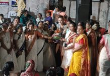 डॉ. बाबासाहेब आंबेडकर चौक मनमाड येथे माता रमाई जयंती निमित्त भीम गीतांचा कार्यक्रमात सौ.अंजुम ताई कांदे यांची उपस्थिती