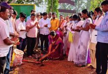 केंद्रीय आरोग्य राज्यमंत्री डॉ. भारती पवार यांच्या हस्ते प्राथमिक आरोग्य केंद्र उंबरठाण ता. सुरगाणा येथे नूतन इमारतीचे भूमिपूजन