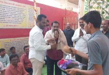 श्री स्वामी समर्थ पुण्यतिथी सप्ताह निमित्त आज आमदार सुहास आण्णा कांदे यांनी श्री दत्त मंदिर रोड, मनमाड येथील श्री स्वामी समर्थ अध्यात्मिक केंद्र येथे उपस्थिती