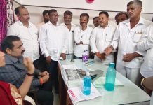 गोदावरी एक्सप्रेस मनमाड पूर्ववत कायमस्वरूपी सुरू करण्यात यावी