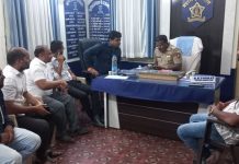 मनमाड शहरातील वाढत्या चोऱ्या व गुन्हेगारीला आळा बसवण्या करिता आज शिवसेना शिष्टमंडळाने मनमाड शहर पोलीस निरीक्षक साहेबांची यांची भेट