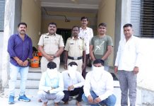 तोतया पत्रकार “आणि “झिरो पोलीस” यांना मालगाडी चालकाकडून हप्ते वसुली करताना चकलंबा पोलिसांनी रंगेहाथ पकडले!