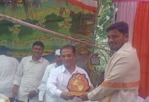 स्व.आसाराम गायकवाड स्मृती गौरव पुरस्कार वितरण सोहळ्यात सतरा नामांकित व्यक्तींना पुरस्कार प्रदान