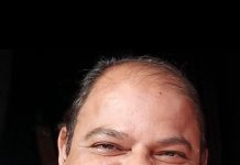 कर्तव्यदक्ष पोलिसांच्या भावना न दुखावता त्यांचा आदरपूर्वक सन्मान करा.