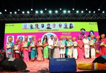 जागतिक महिला दिनानिमित्त सौ.धनश्री सुजय विखे व जनसेवा फौंडेशनतर्फे राहुरी -पाथर्डीत कर्तृत्ववान महिलांचा सन्मान सोहळा संपन्न 