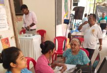 अक्षरा सामाजिक प्रतिष्ठान तर्फे ५२ वे आरोग्य शिबिर नागरिकांच्या तुडुंब गर्दीत संपन्न .