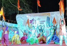 4 ड शिवनेरी द बॉम्बे डाईंग मिल गृहनिर्माण संस्था रहिवाशांतर्फे महाराष्ट्र दिन उत्साहात साजरा.