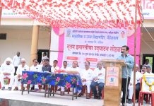 शाळेला मदत करताना मी केव्हाही हात आखडता घेत नाही: आमदार सुहास कांदे