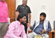 उत्तर महाराष्ट्र अध्यक्ष युवक व कामगार आघाडी चे मा.वंदेशजी गांगुर्डे यांना केंद्रीय मंत्री तथा राष्ट्रीय अध्यक्ष ना. रामदासजी आठवले साहेब यांच्या कडून अभिष्टचिंतन व शुभेच्छा.