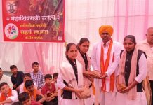 जवखेडे येथे ह.भ.प. निव्रुती महाराज मतकर यांच्या काल्याच्या किर्तनाने महाशिवरात्री किर्तन महोत्सव सोहळ्याची सांगता