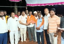 हिंदू मुस्लीम ऐक्याचे प्रतीक असलेल्या जवखेडेच्या कान्होबा यात्रेत पै.अनिल लोणारेचा पराभव करून देवा गुंजाळ यांनी ३१ हजाराची कुस्ती जिंकली! 