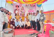 ओपन लाईन व रेल्वे वर्कशॉपमधील माळी समाज रेल्वे कर्मचारी यांच्या वतीने सत्यशोधक महात्मा जोतिबा फुले यांची १९८ वी जयंती मोठ्या उत्साहात साजरी