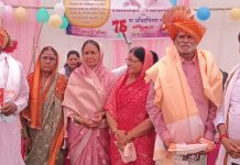 पंचाहत्तरी गाठलेल्या आधुनिक शिवाजी संभाजीचा आमदार मोनिकाताई राजळे आणि सुनंदाताई वाघ यांच्या कडून सन्मान